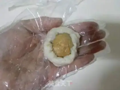 Make Hand-held heartfish balls step 8