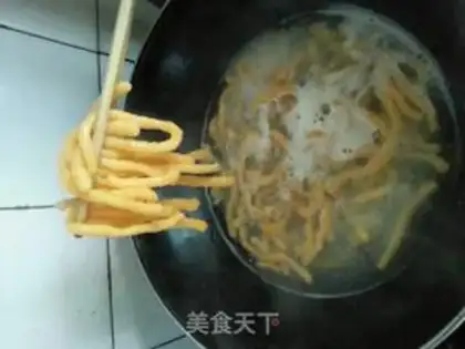 Make Homemade mustard carrot noodles step 2
