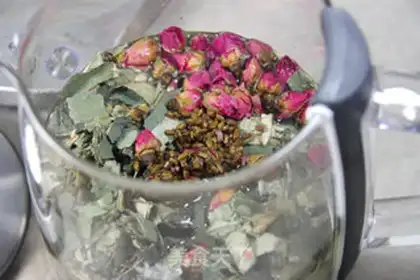 Make ♪ The rose tea ♪ step 2