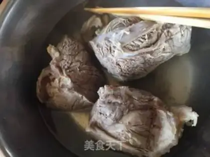 Make Beef sauce step 1