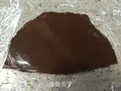 Make Mini chocolate plum pie step 5