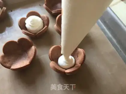 Make Mini chocolate plum pie step 8