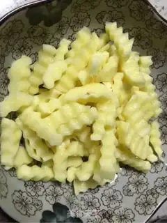 Make Spicy fries step 3