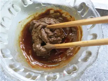 Make Wuhan has hot noodles step 0