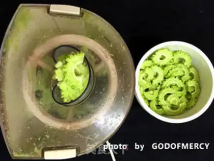 Make Homemade thin-legged lemon juice step 3