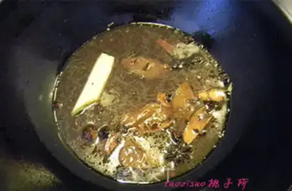 Make Soy pig hoofs step 3
