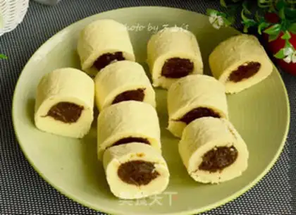Make Old Beijing cheese roll step 12