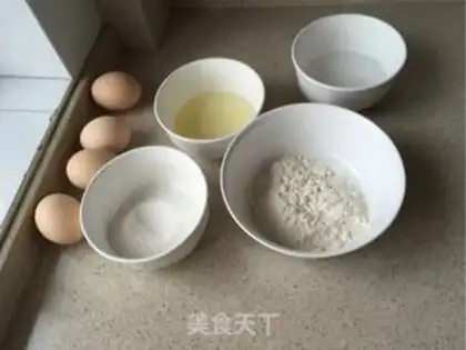 Make Zero failure cake, four rolls step 0