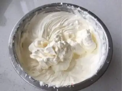 Make Zero failure cake, four rolls step 11