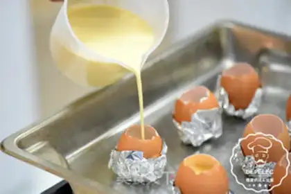 Make Eggshell pudding step 5