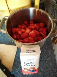Make Strawberry jam step 0
