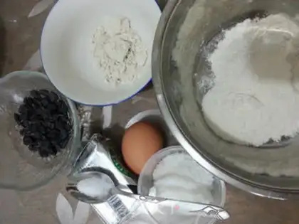 Make Black gallons of bread step 3
