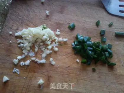 Make Garlic gravy step 0
