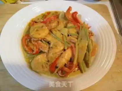 Make Thai curry shrimp step 4
