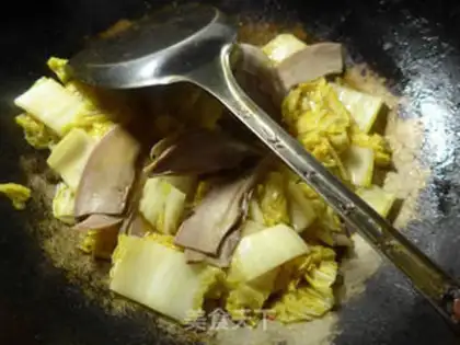 Make Curry pig tongues and doll food step 6
