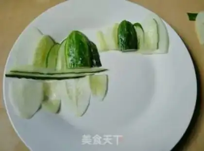 Make The cucumber water platter step 5