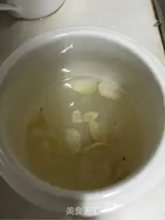 Make The sugar lilies step 3