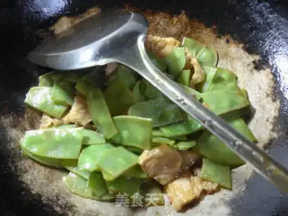 Make Five flowers and lentils step 6