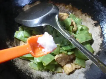 Make Five flowers and lentils step 7