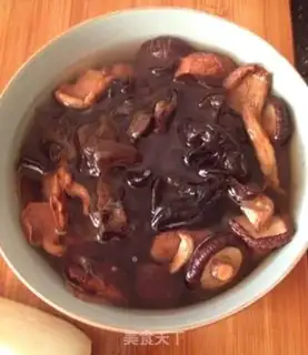 Make Spicy soup step 1