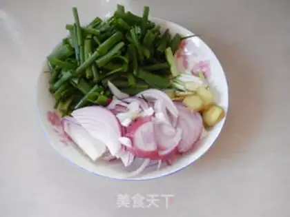 Make Open onions step 1