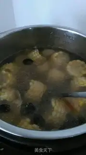 Make Corn, horse, hoove bone soup step 2