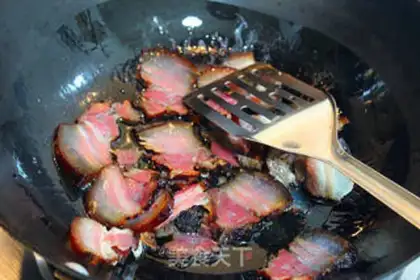 Make Rhodish and gravy step 4