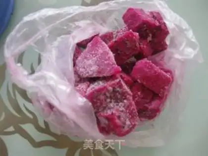 Make Flamingo ice cream step 1