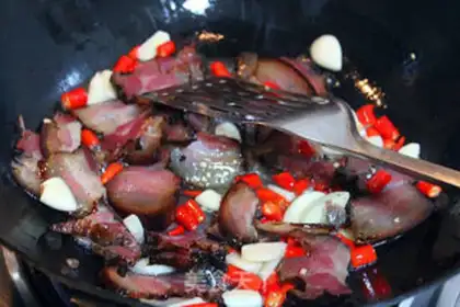 Make Rhodish and gravy step 5