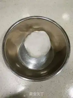 Make The twilight bun step 1
