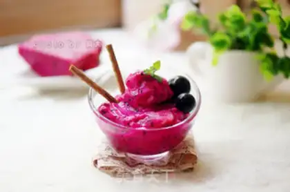 Make Flamingo ice cream step 5