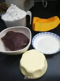 Make Noodles make pumpkin pies step 0