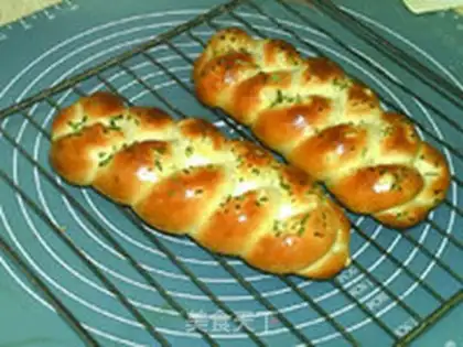 Make Onion bread step 16