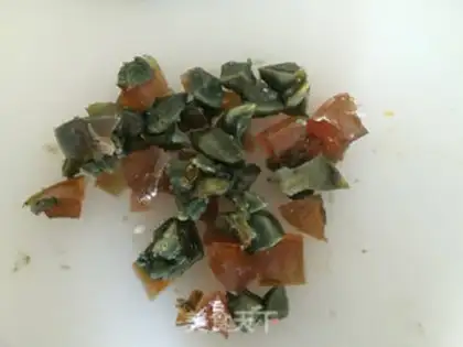 Make Three-coloured eggs step 4