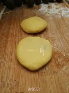 Make Noodles make pumpkin pies step 9