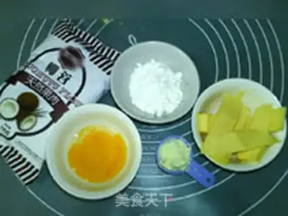 Make Coconut crown bread step 6