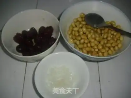 Make Red dates and soy sauce step 0
