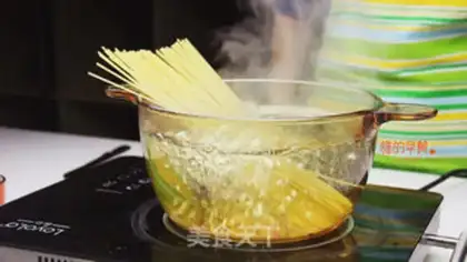 Make Spaghetti cheese sauce step 4