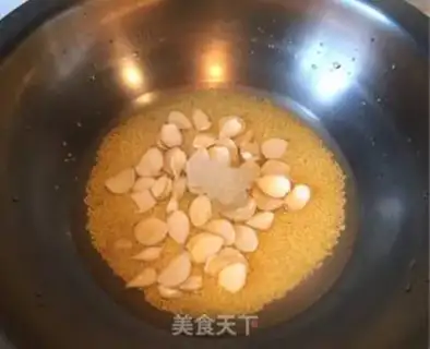 Make Lily