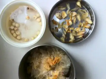 Make Ryon-pear stew step 0