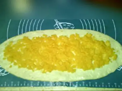 Make Coconut crown bread step 15