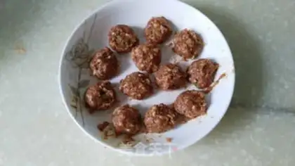 Make Red meatballs step 3