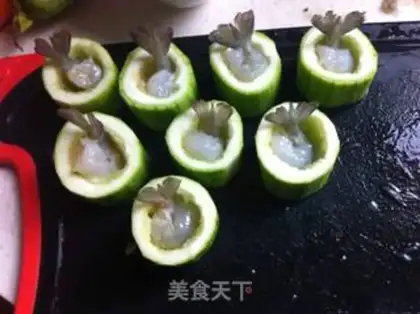 Make Garlic shrimp infinity step 4