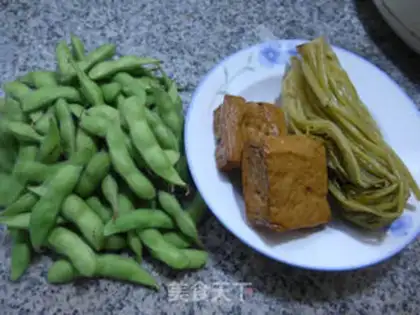 Make Snow fragrance with fried beans step 0