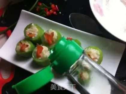 Make Garlic shrimp infinity step 8