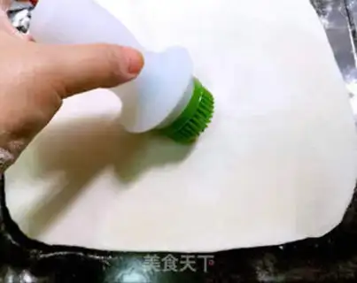 Make Onion pretzels step 3