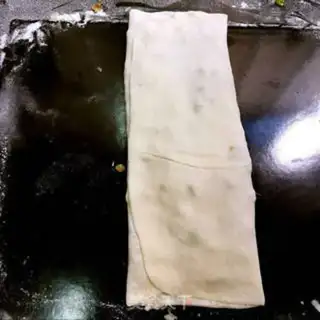 Make Onion pretzels step 7