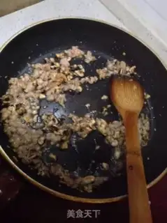 Make A meatloaf mushroom fan step 3