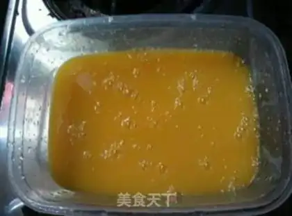 Make Mango ice chocolate cup step 3