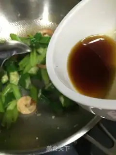 Make The celery shrimp is fried ace step 7
